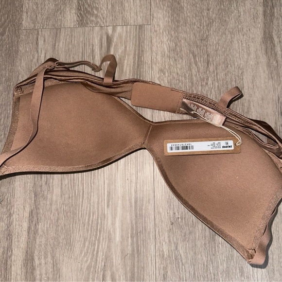 SKIMS Wireless Form Push Up Bra NWT 34A Sienna (1891) - Picture 3 of 4
